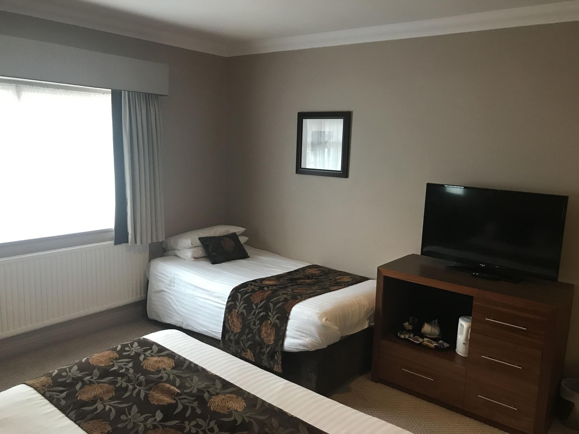 Best Western Rockingham Forest Hotel Corby Ngoại thất bức ảnh